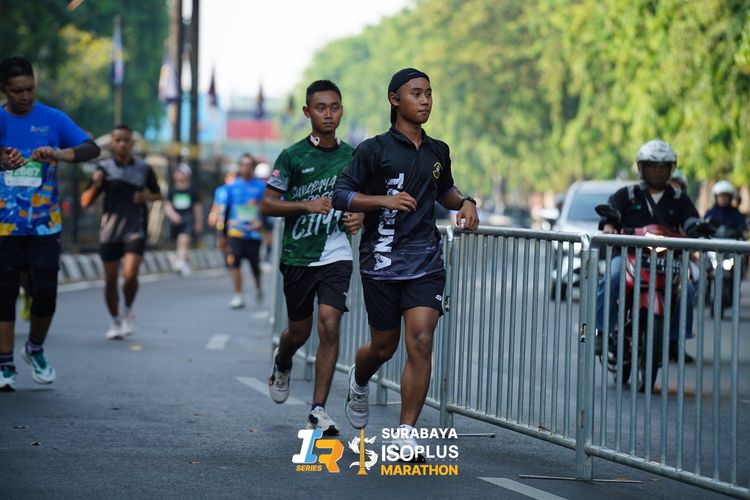 Race photo from SURABAYA ISOPLUS MARATHON 2025
