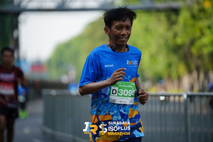 Race photo from SURABAYA ISOPLUS MARATHON 2025