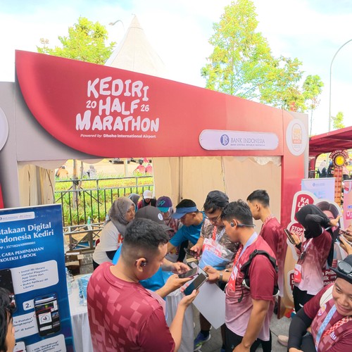 Race photo from KEDIRI HALF MARATHON 2026