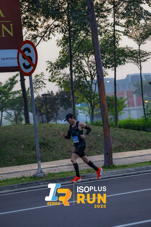 Race photo from ISOPLUS RUN 2025 - JAKARTA