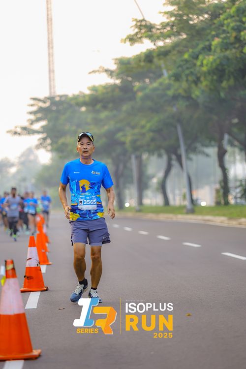 Race photo from ISOPLUS RUN 2025 - JAKARTA