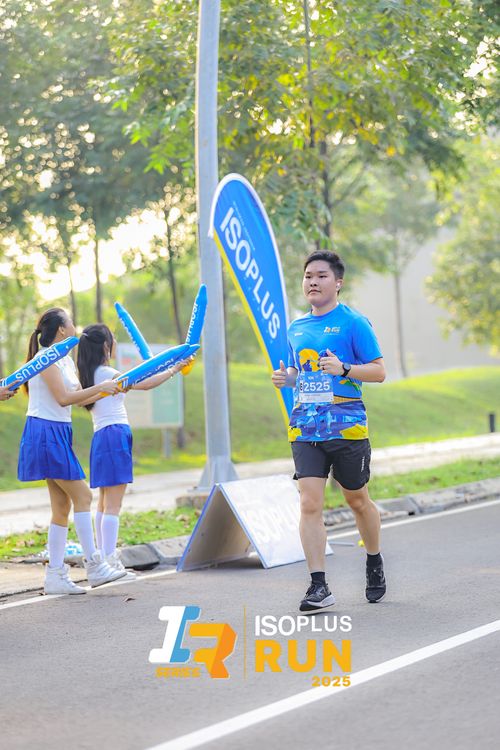 Race photo from ISOPLUS RUN 2025 - JAKARTA