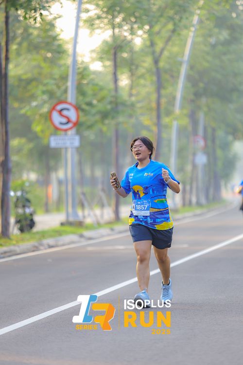 Race photo from ISOPLUS RUN 2025 - JAKARTA