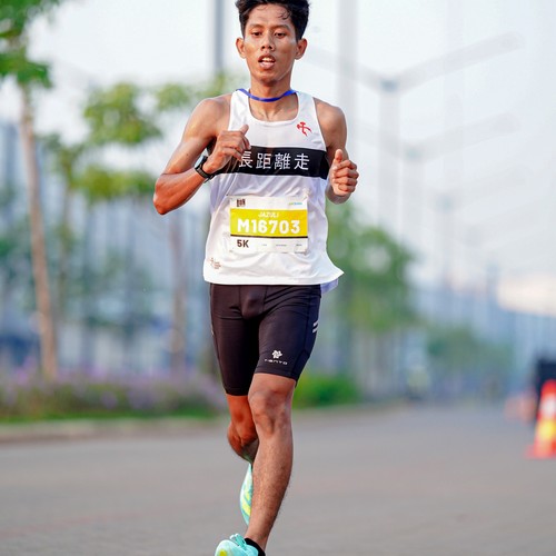 Race photo from YUK TRAVEL RUN