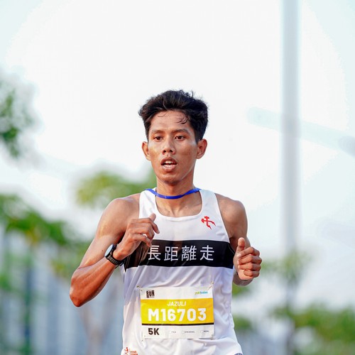 Race photo from YUK TRAVEL RUN