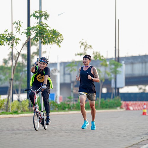 Race photo from YUK TRAVEL RUN