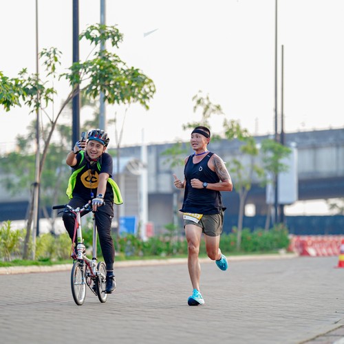 Race photo from YUK TRAVEL RUN