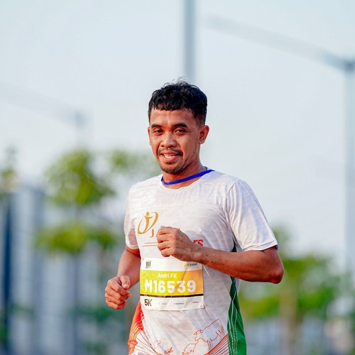 Race photo from YUK TRAVEL RUN
