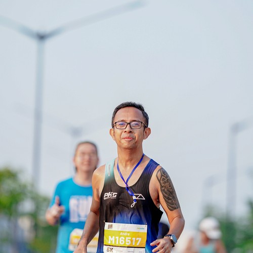 Race photo from YUK TRAVEL RUN