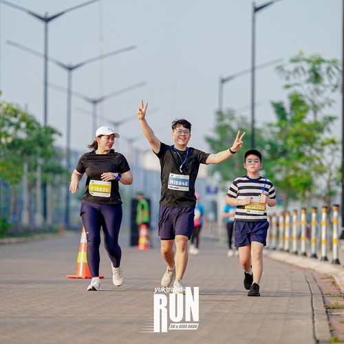Race photo from YUK TRAVEL RUN