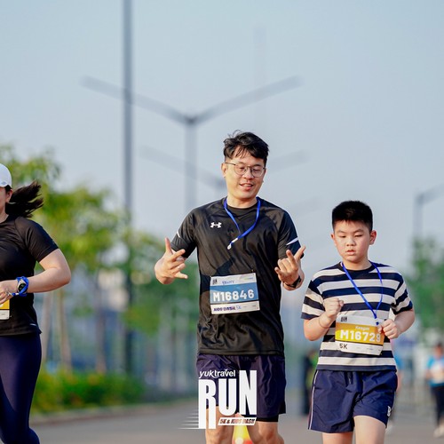 Race photo from YUK TRAVEL RUN