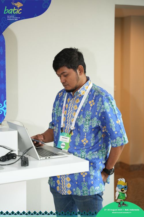 Race photo from Telin Batic 2024 Photo Search