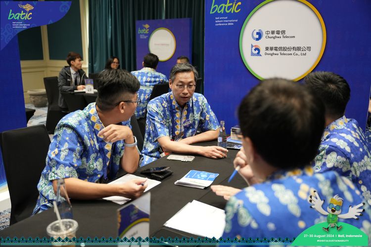 Race photo from Telin Batic 2024 Photo Search