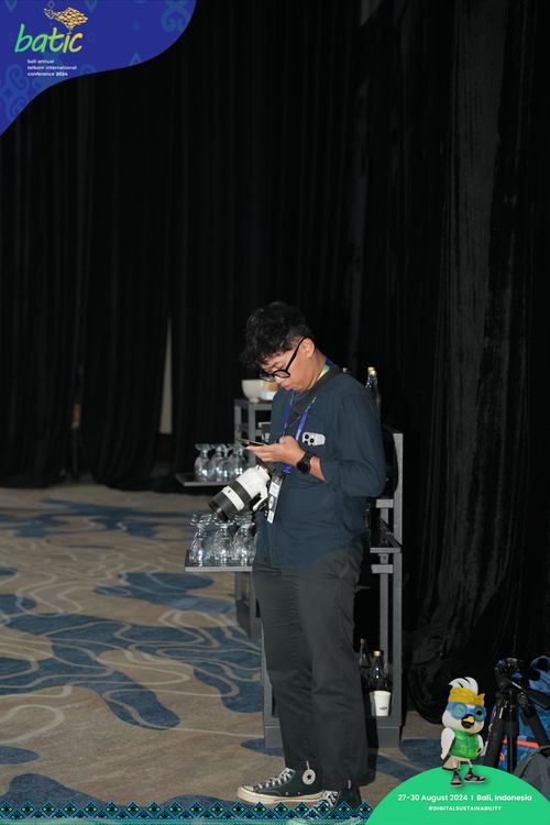 Race photo from Telin Batic 2024 Photo Search