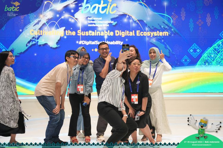 Race photo from Telin Batic 2024 Photo Search