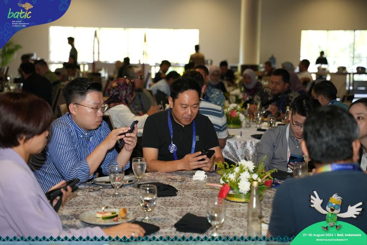 Race photo from Telin Batic 2024 Photo Search