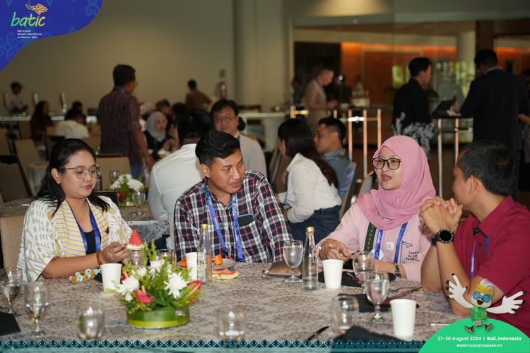 Race photo from Telin Batic 2024 Photo Search