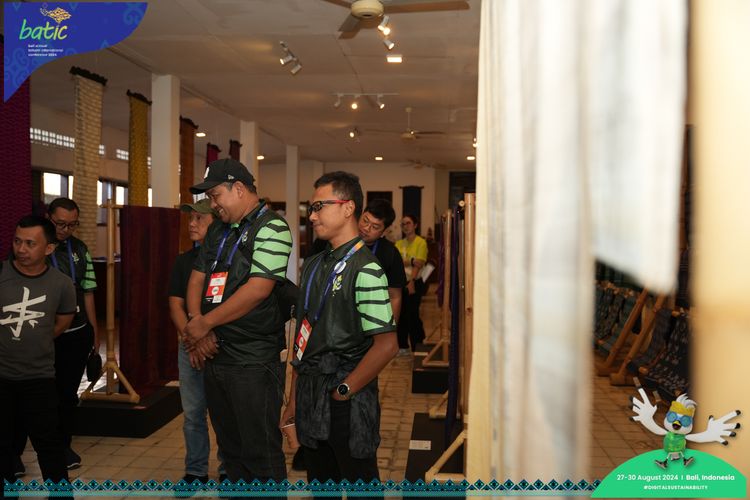 Race photo from Telin Batic 2024 Photo Search