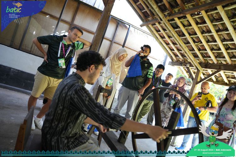 Race photo from Telin Batic 2024 Photo Search