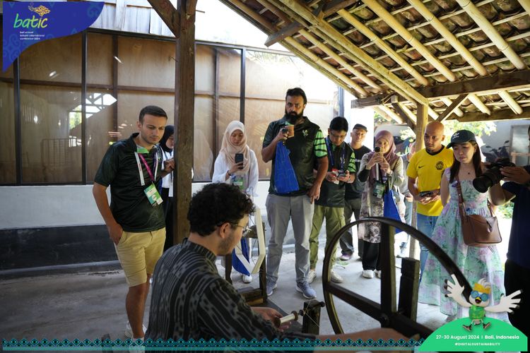 Race photo from Telin Batic 2024 Photo Search