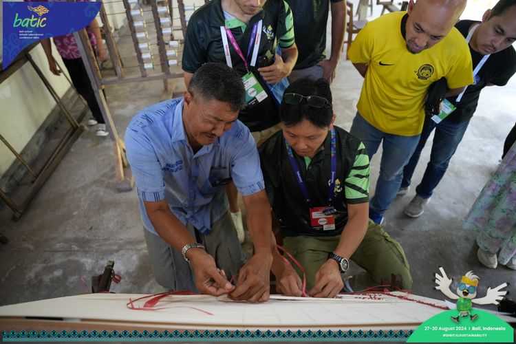Race photo from Telin Batic 2024 Photo Search