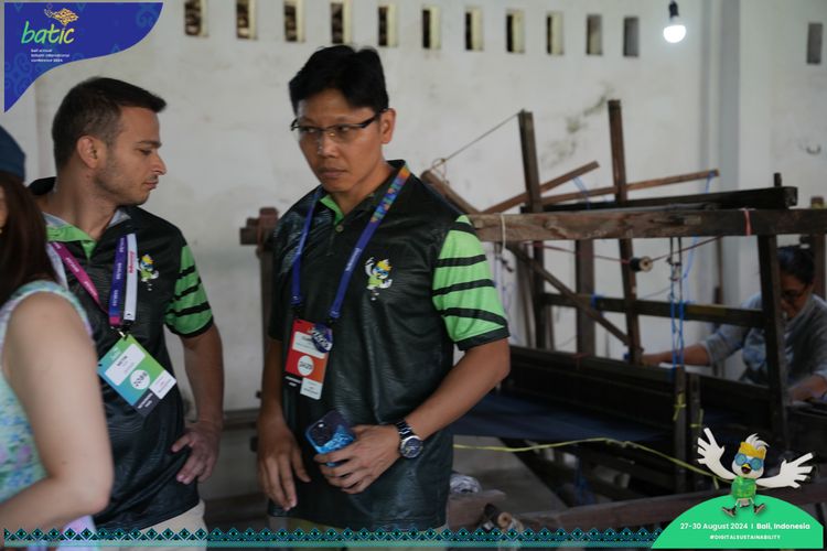 Race photo from Telin Batic 2024 Photo Search