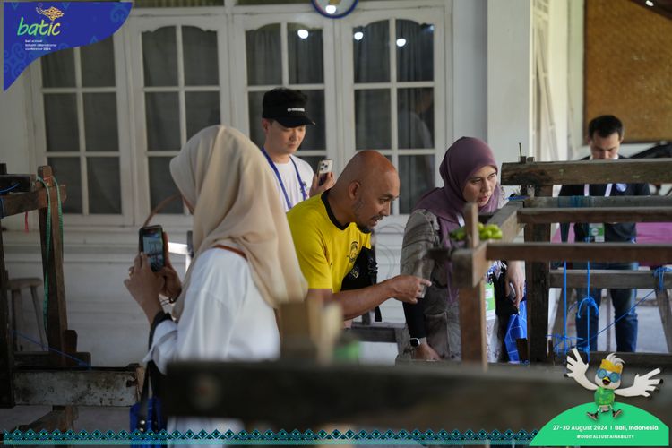 Race photo from Telin Batic 2024 Photo Search