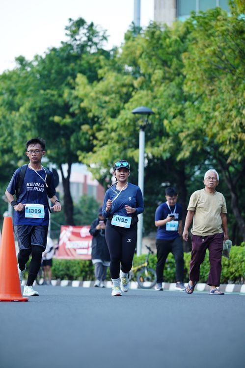 Race photo from KEMLU RUN 2025