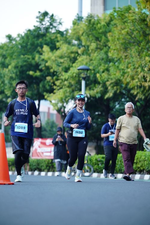 Race photo from KEMLU RUN 2025