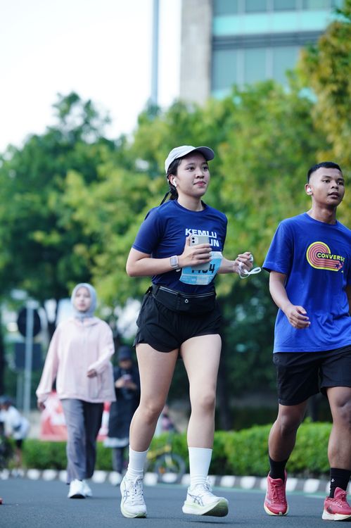 Race photo from KEMLU RUN 2025