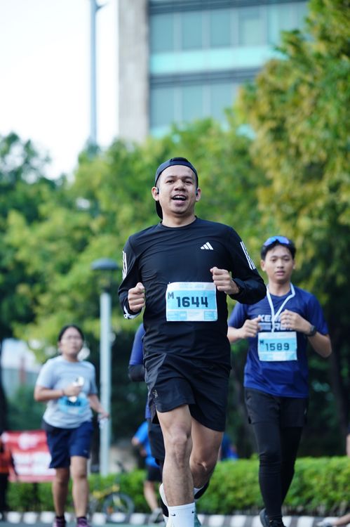 Race photo from KEMLU RUN 2025