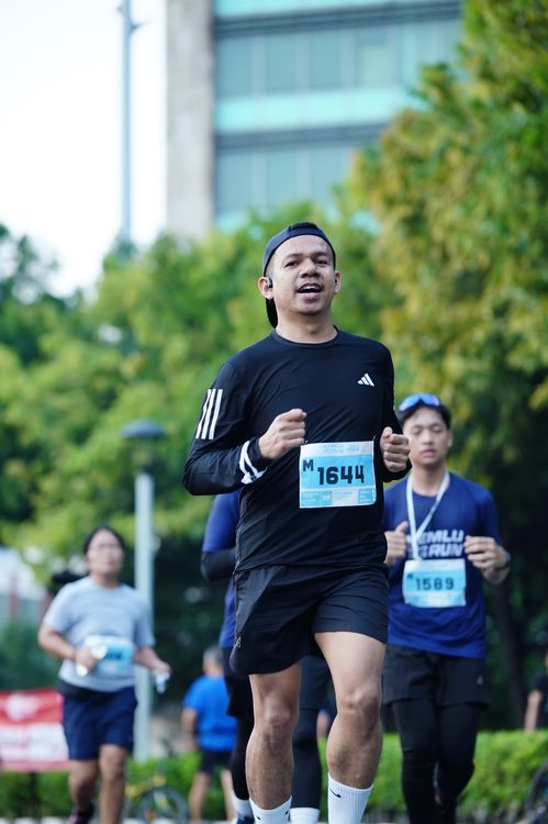 Race photo from KEMLU RUN 2025