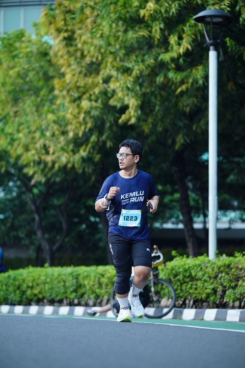 Race photo from KEMLU RUN 2025