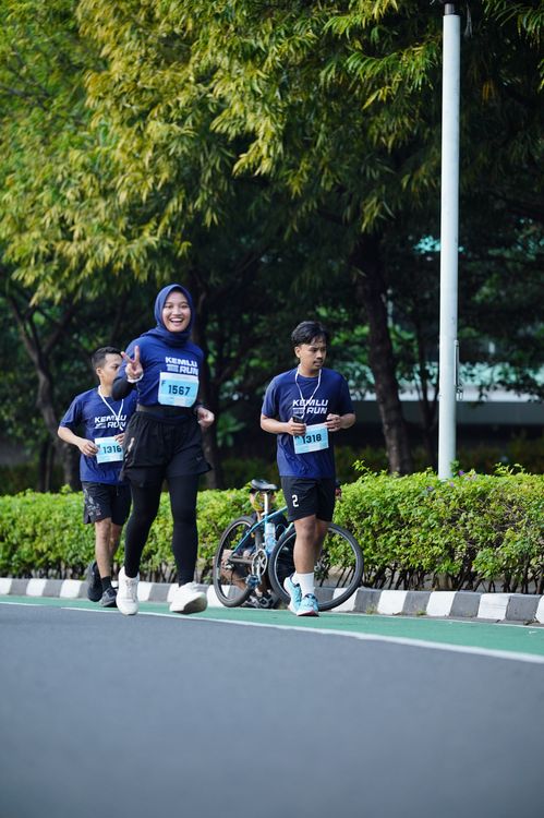 Race photo from KEMLU RUN 2025