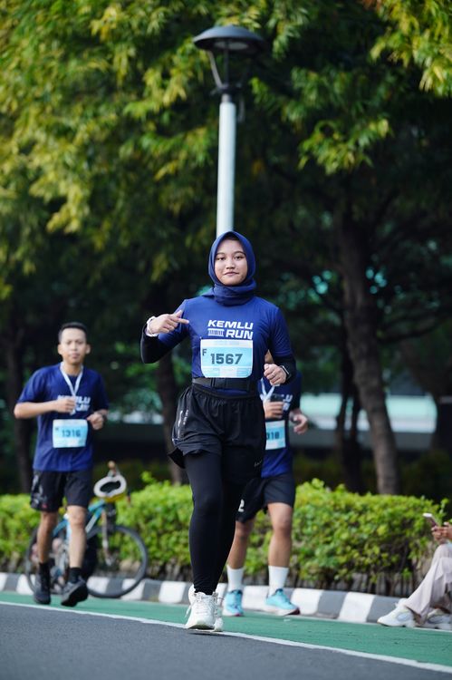 Race photo from KEMLU RUN 2025
