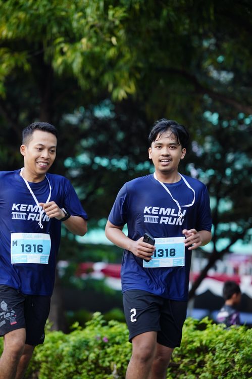 Race photo from KEMLU RUN 2025