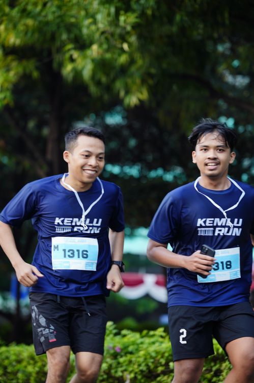 Race photo from KEMLU RUN 2025