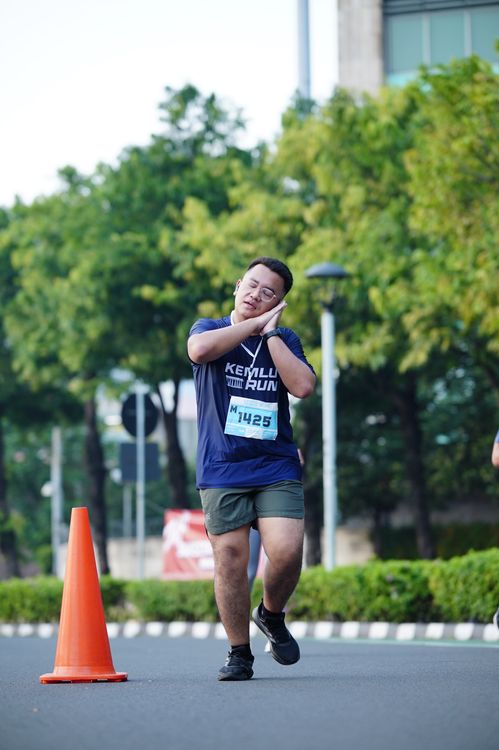 Race photo from KEMLU RUN 2025