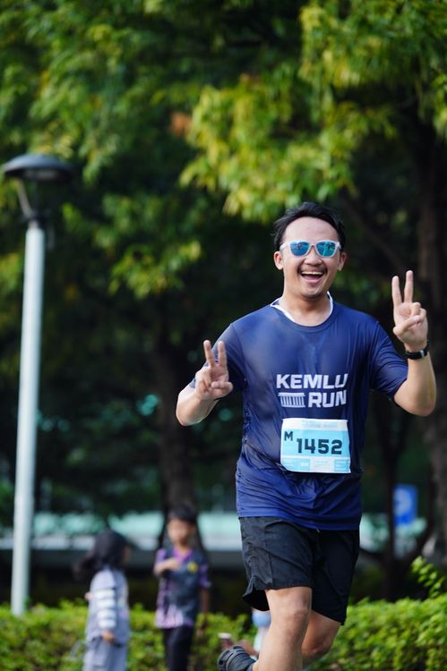 Race photo from KEMLU RUN 2025