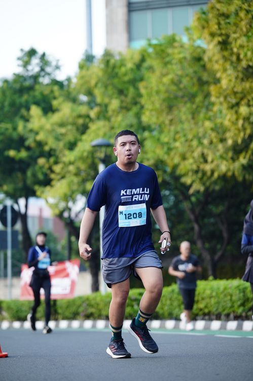 Race photo from KEMLU RUN 2025