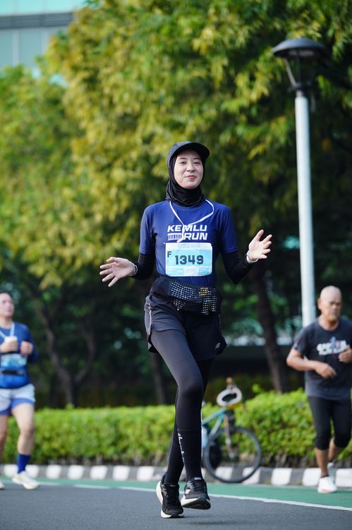 Race photo from KEMLU RUN 2025