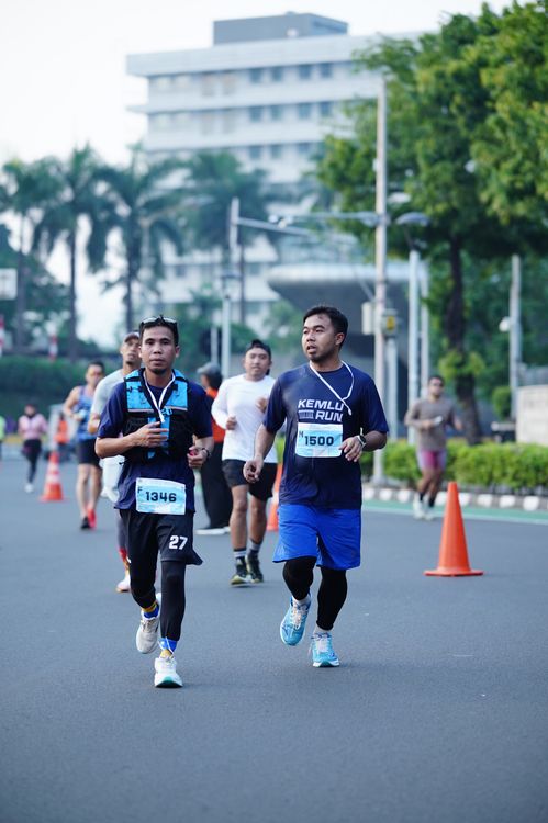 Race photo from KEMLU RUN 2025