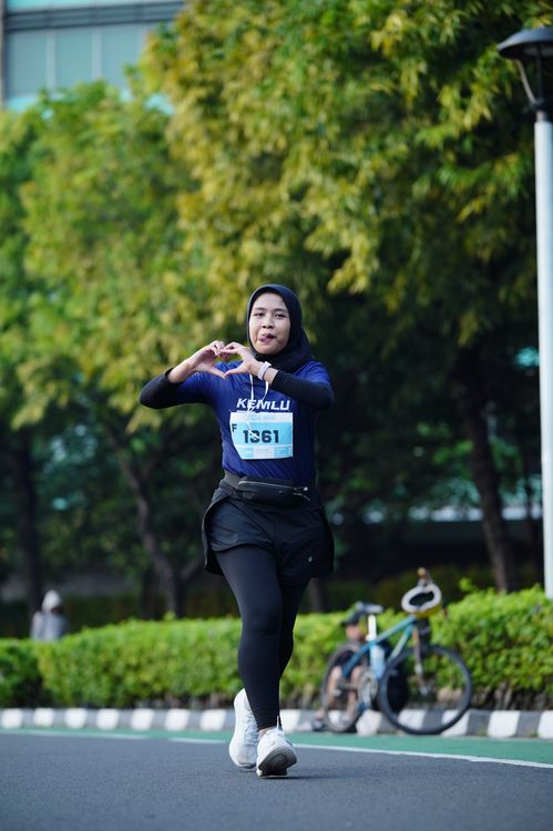 Race photo from KEMLU RUN 2025