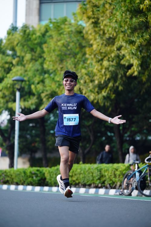 Race photo from KEMLU RUN 2025