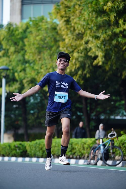 Race photo from KEMLU RUN 2025