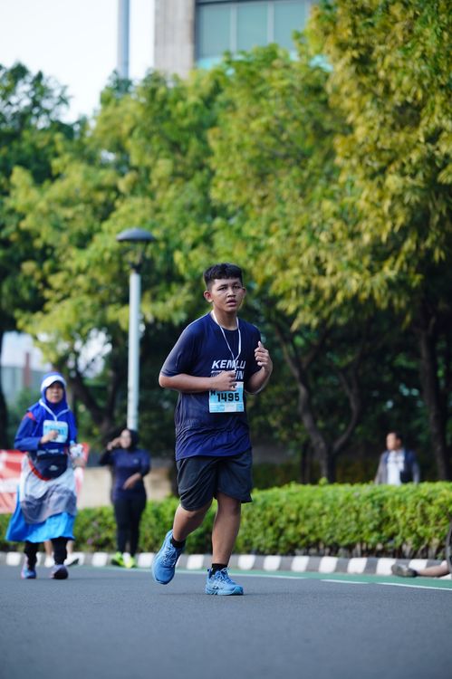 Race photo from KEMLU RUN 2025