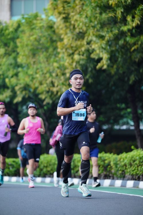 Race photo from KEMLU RUN 2025