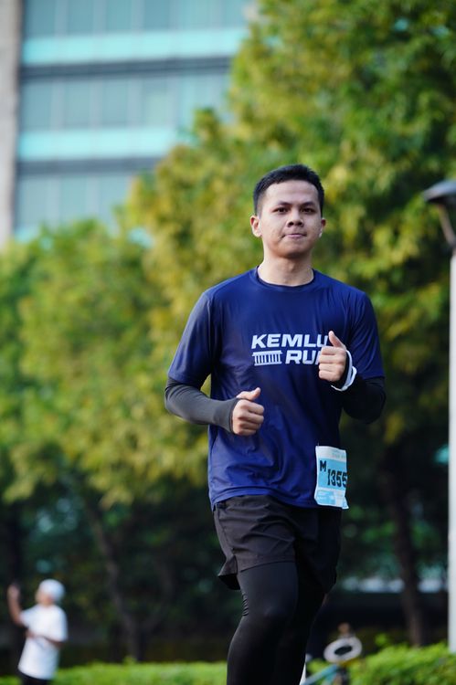 Race photo from KEMLU RUN 2025