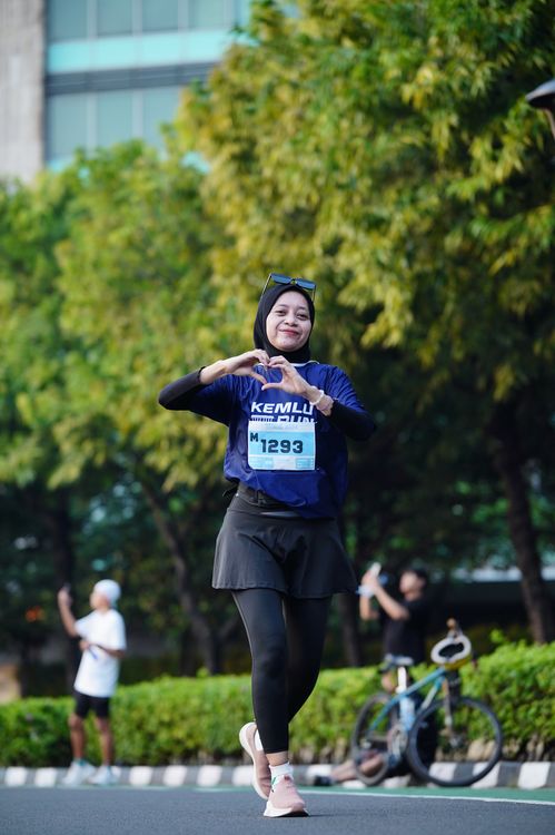 Race photo from KEMLU RUN 2025