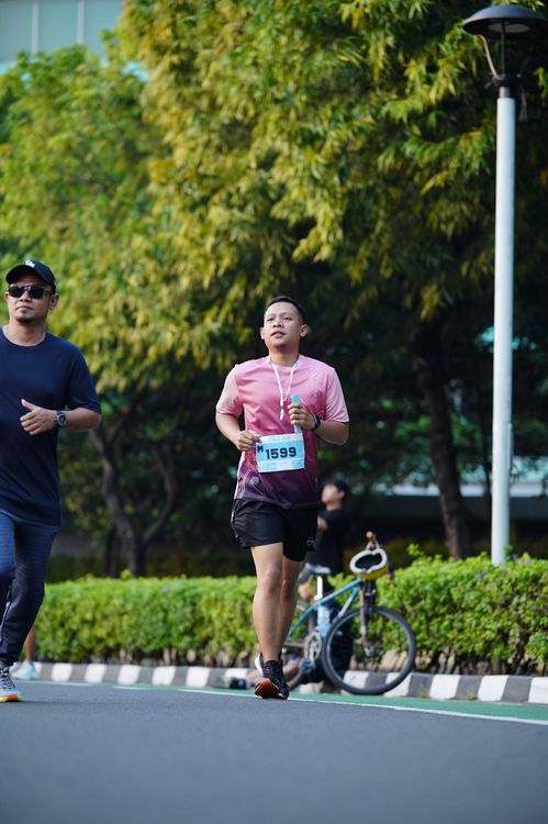 Race photo from KEMLU RUN 2025